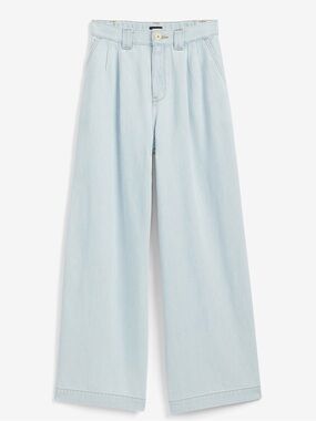 NWT Express High Waisted Light Wash Pleated Relaxed Trouser Jeans - size 8